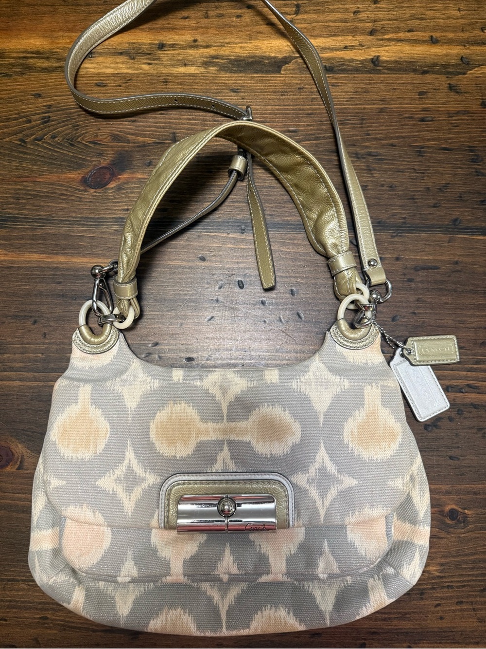 COACH KRISTIN IKAT OP ART HOBO BAG